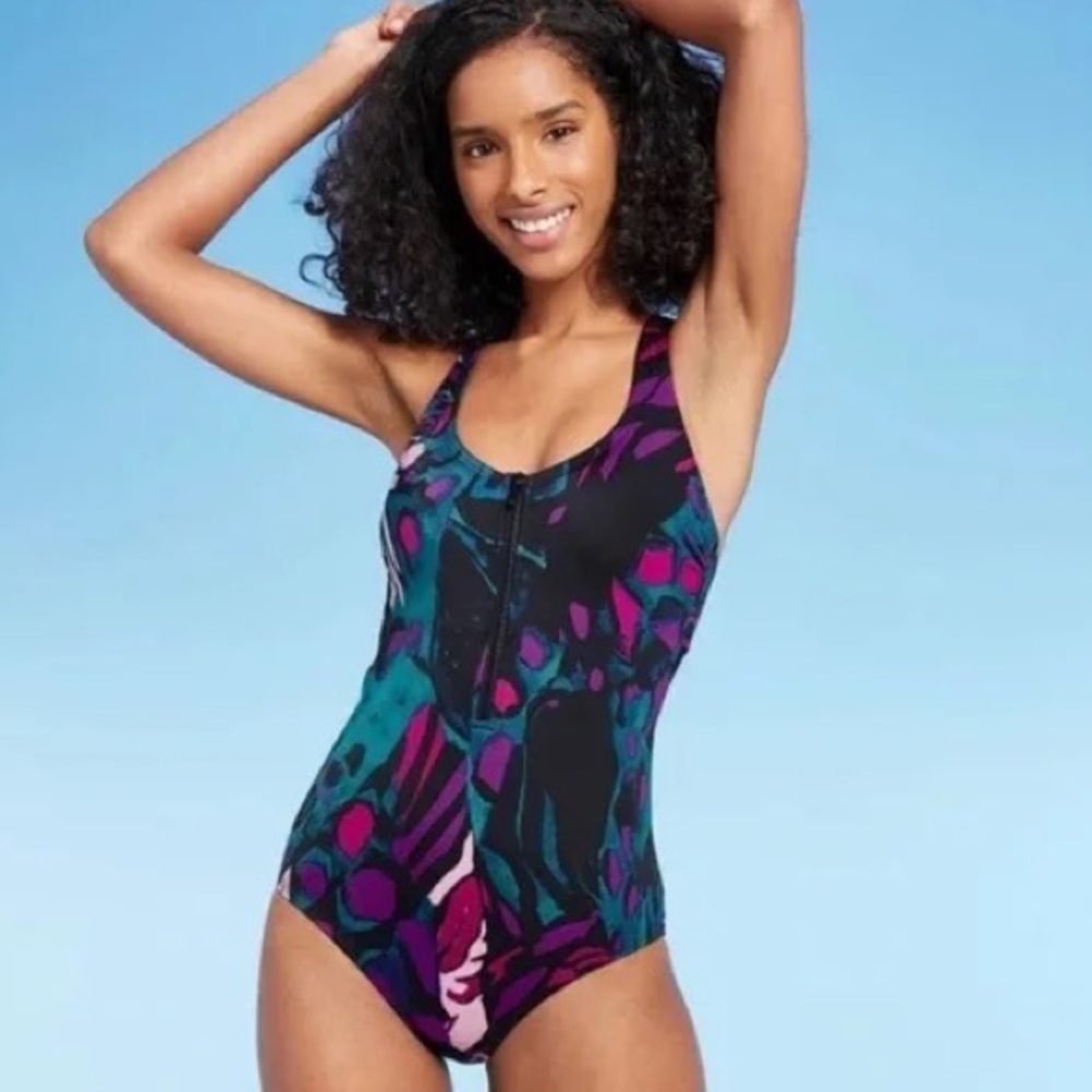 All in Motion Swimsuit One Piece Zip Front M Medium
